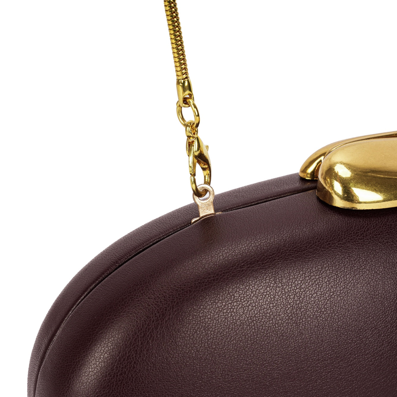 Clutch oval