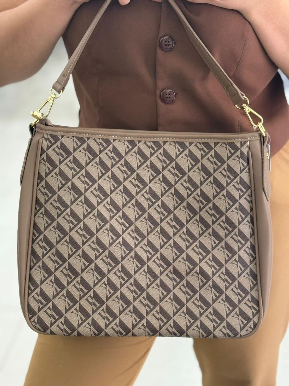 Bolsa Feminina Estruturada com Alça Dupla