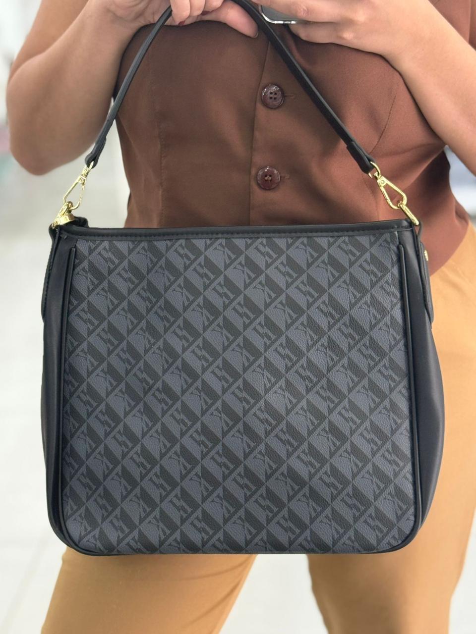 Bolsa Feminina Estruturada com Alça Dupla