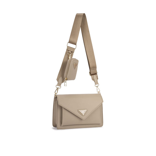Bolsa Transversal com Alça Larga e Detalhe Metálico